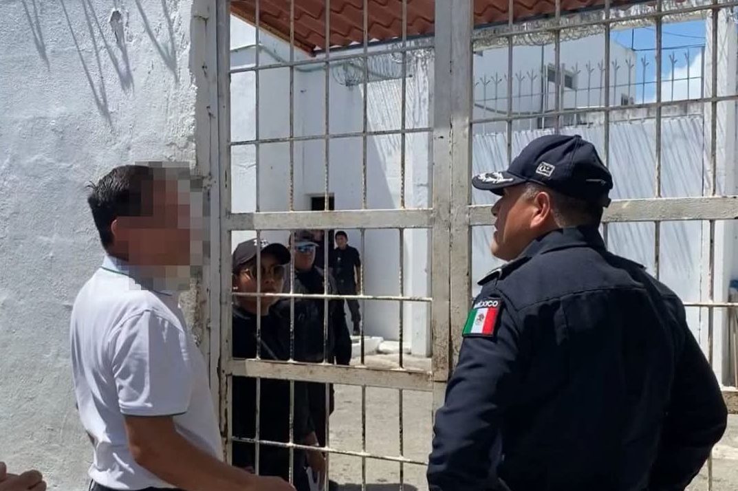 Interacción entre autoridades y personas privadas de libertad.