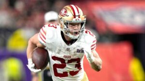 Con McCaffrey nuevamente en el campo, los San Francisco 49ers esperan mejorar su ofensiva y recuperar la competitividad en la NFC