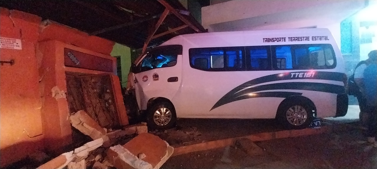 Testigos del accidente en el cruce de La Joya.