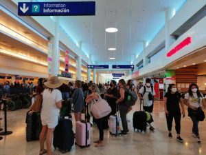 Aeropuerto Internacional de Cancún muestra 412 operaciones programadas hoy.