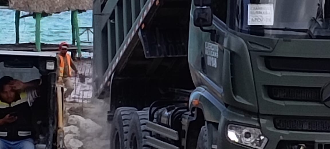 Niños de Bacalar logran frenar construcción de Sedena.