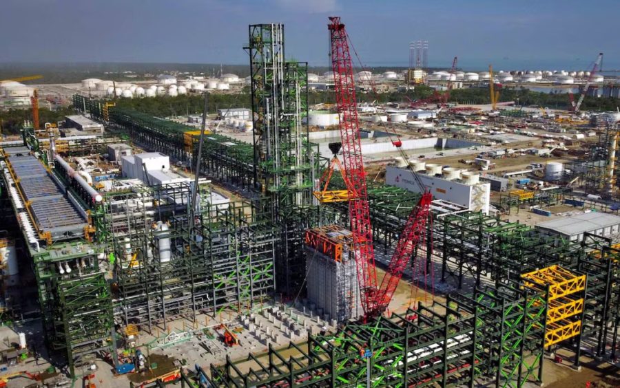 "Dos Bocas opera al 3% de su capacidad, revelando fallas en su infraestructura."