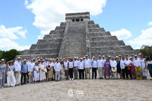 Recorrido del Tren Maya con más de 60 embajadores para promover el turismo.
