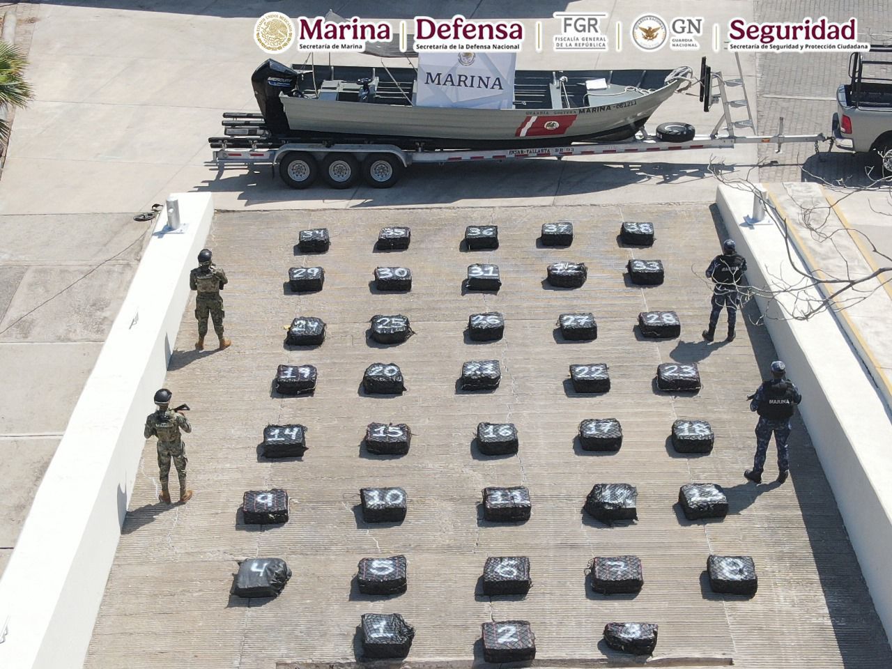 Aseguran 1.5 toneladas de cocaína en Jalisco.