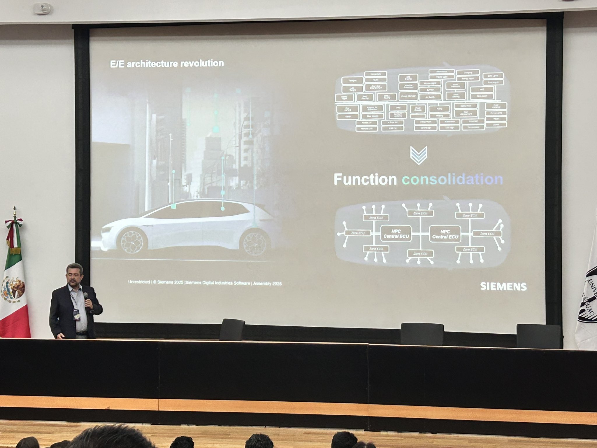 La caída del 21% en la industria de vehículos pesados refleja crisis en el sector.