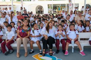 Inauguración de domos en CENDI 1 y 2 de Chetumal.