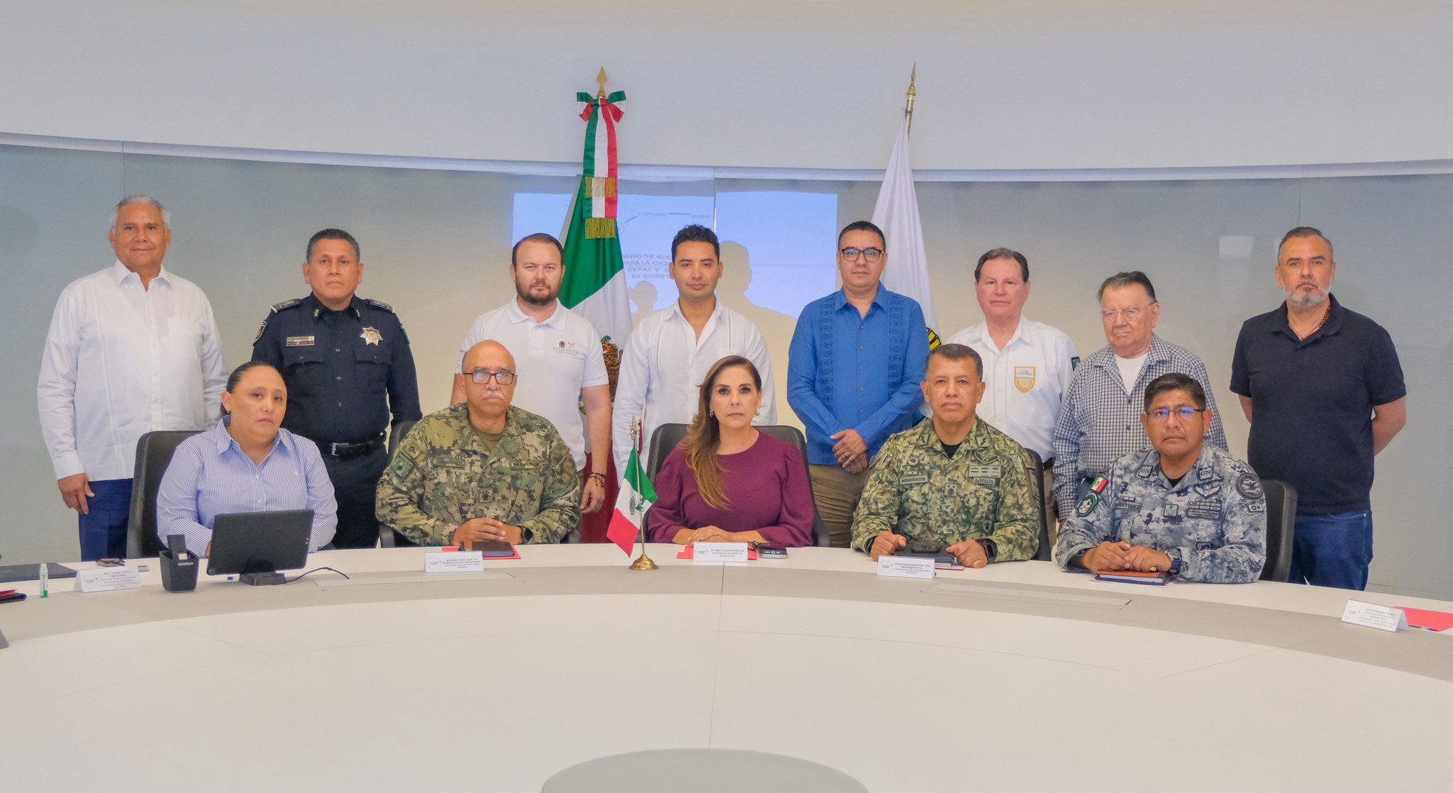 Empresarios y gobierno unen fuerzas por la seguridad.