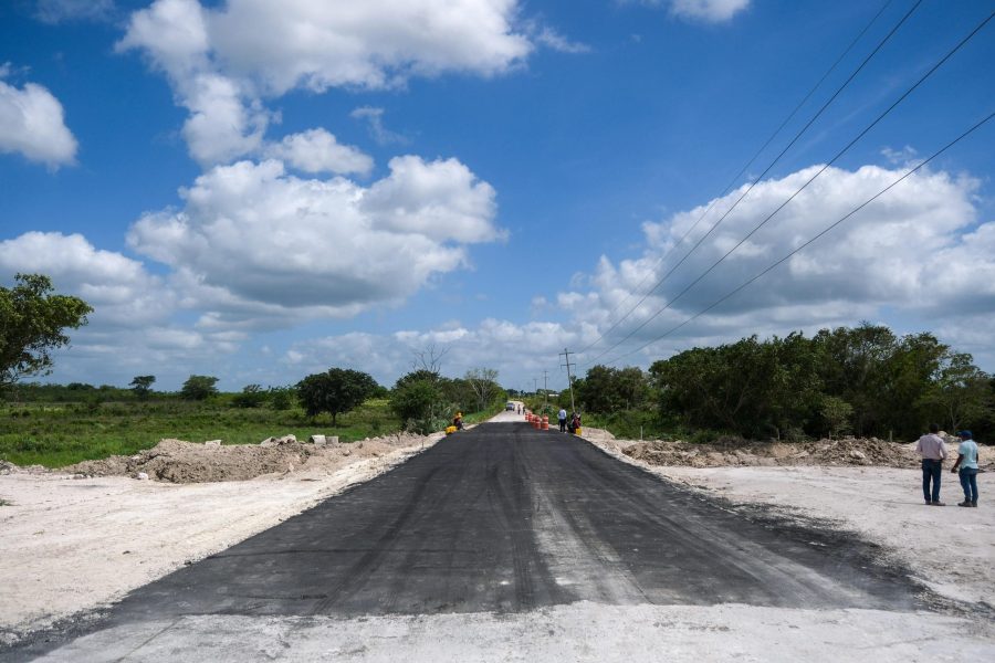 Supervisión de la gobernadora Mara Lezama en el nuevo puente en Nuevo Canaán.