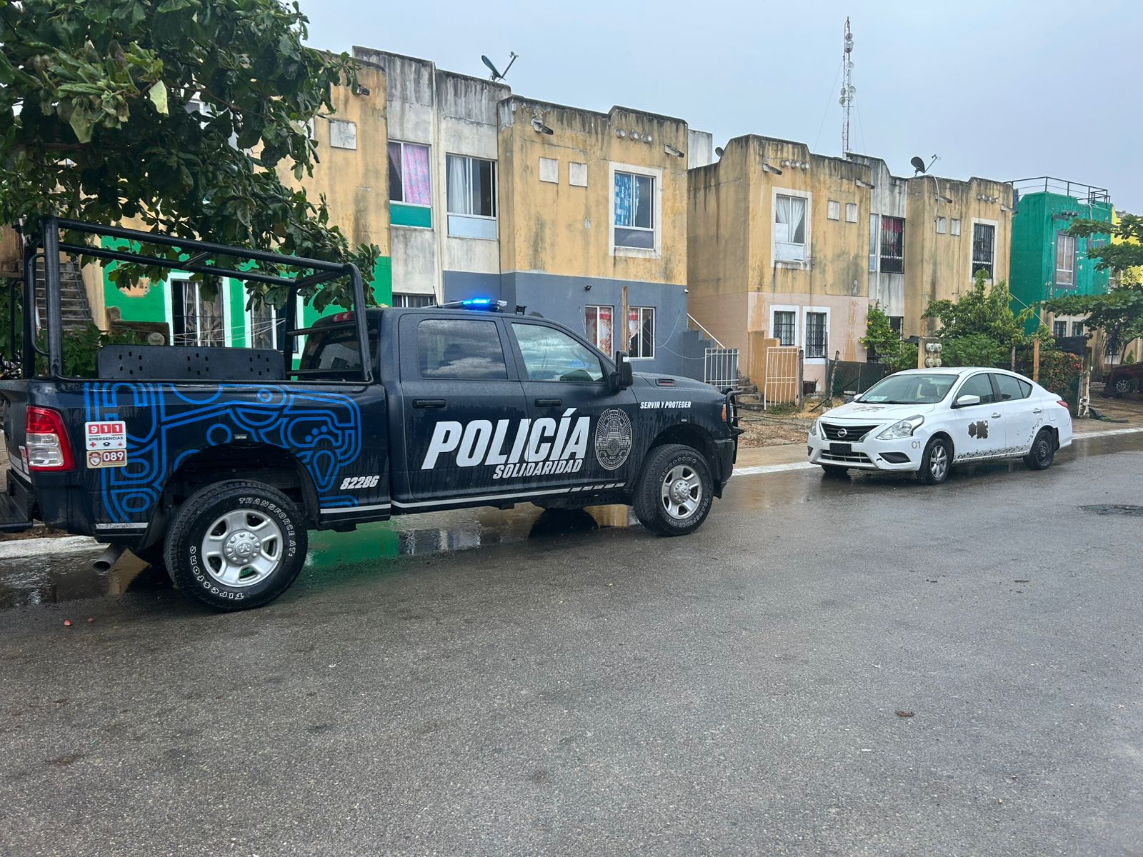 La Policía Municipal acordona la zona tras el accidente.