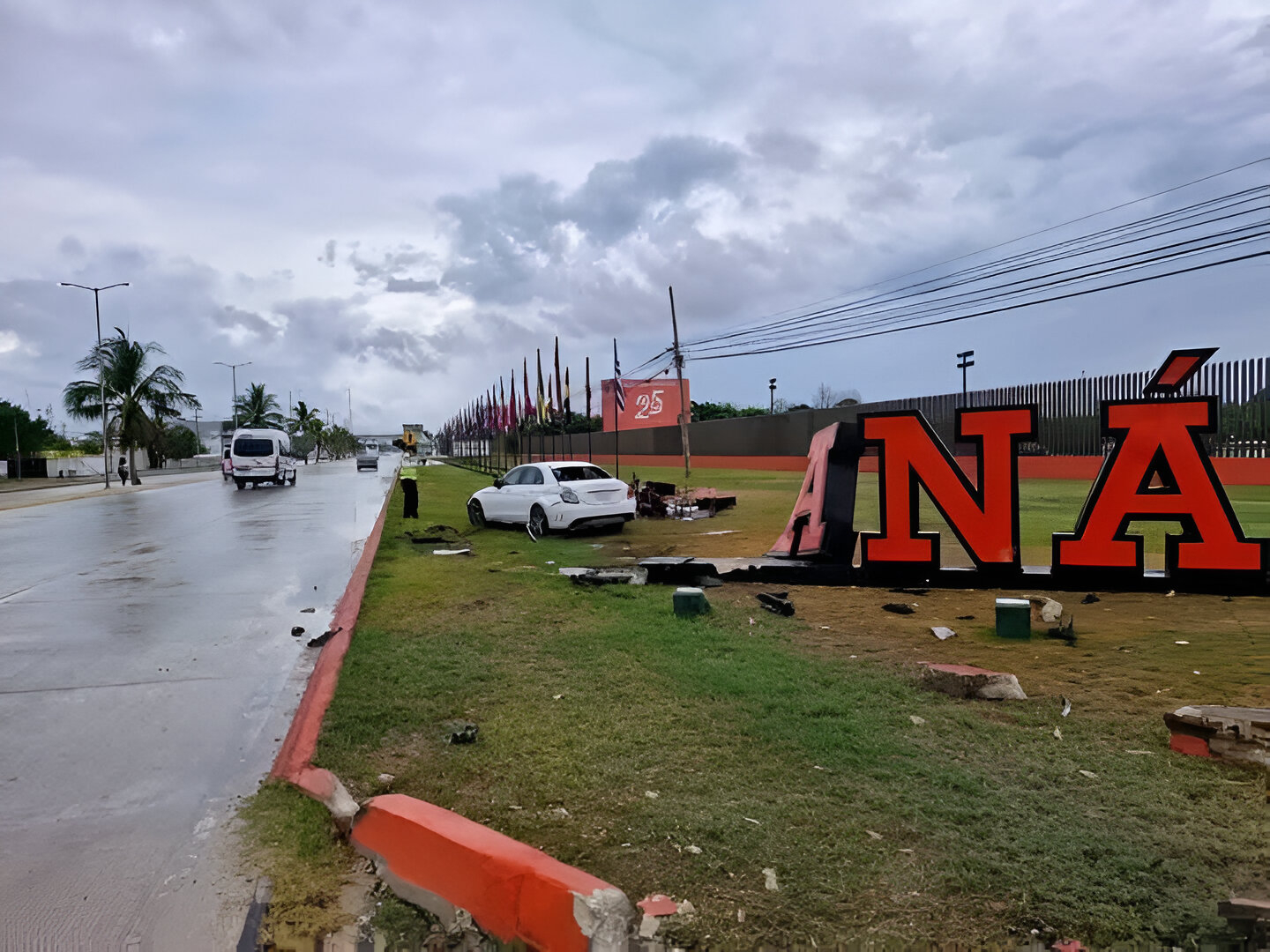 Autoridades exhortan a respetar límites de velocidad en Colosio.