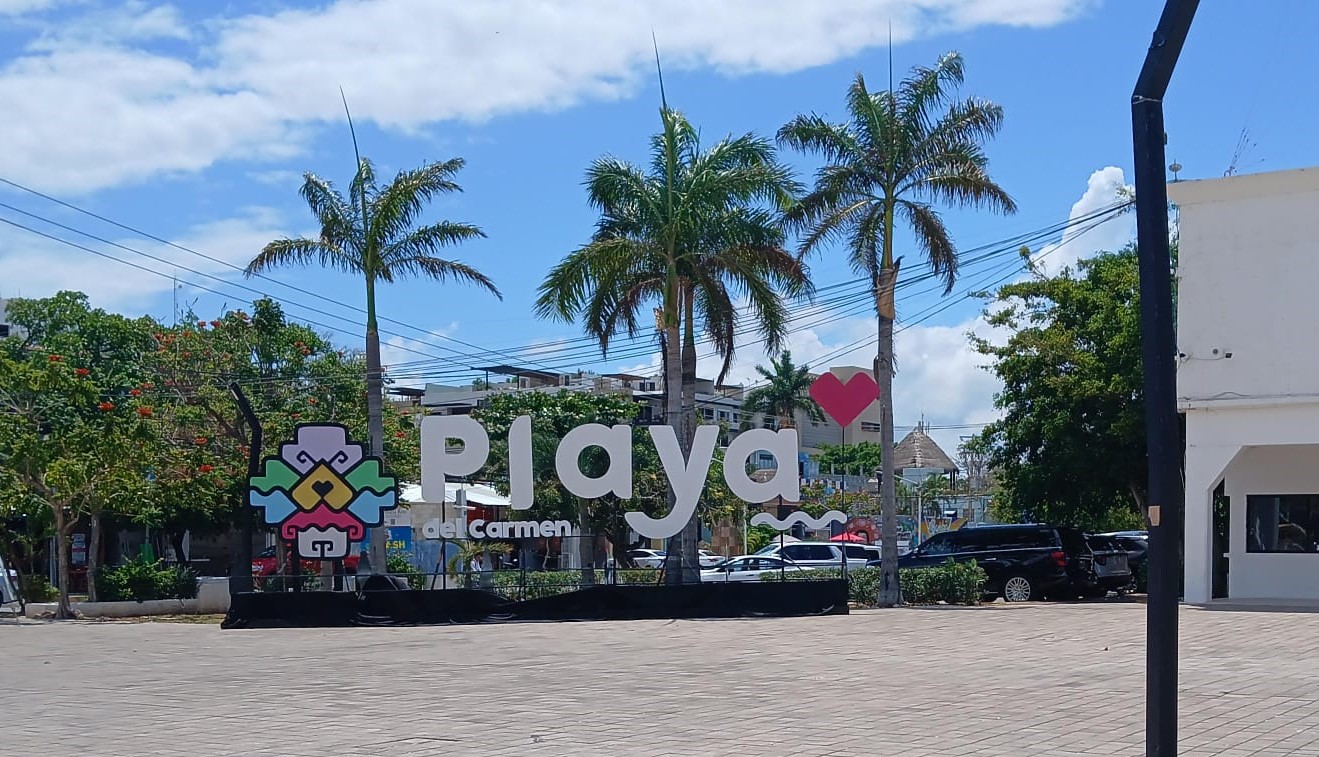 La comunidad empresarial se prepara para la temporada alta.