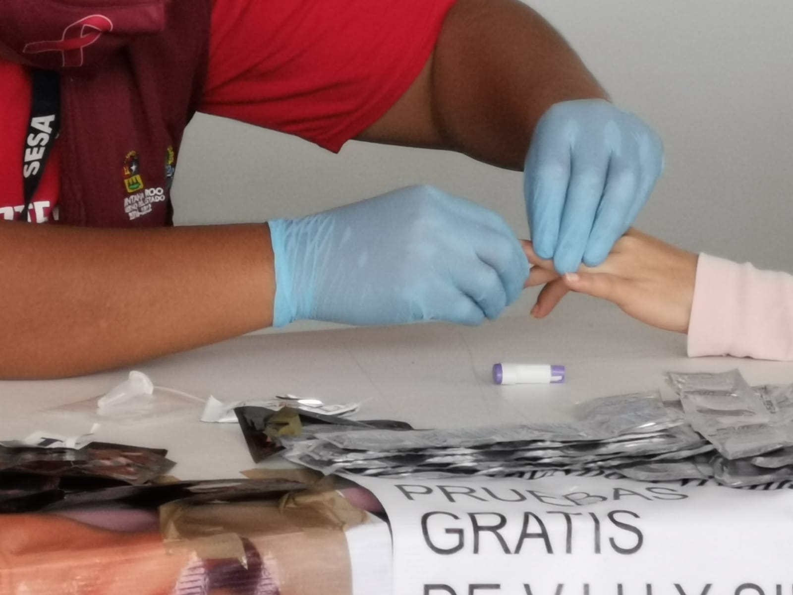 Juan Antonio Uribe, secretario de Salud, durante una conferencia.