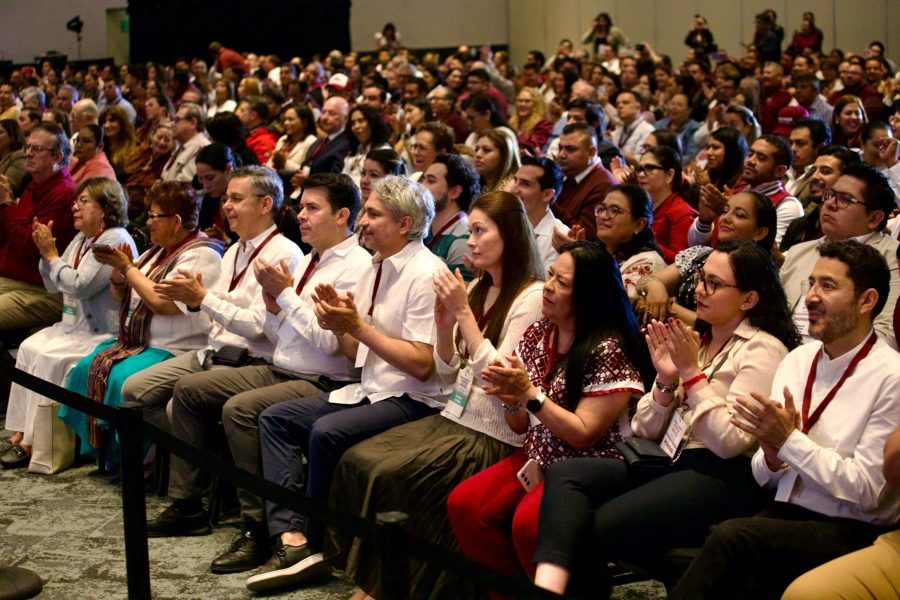 Morena refuerza su política de austeridad.