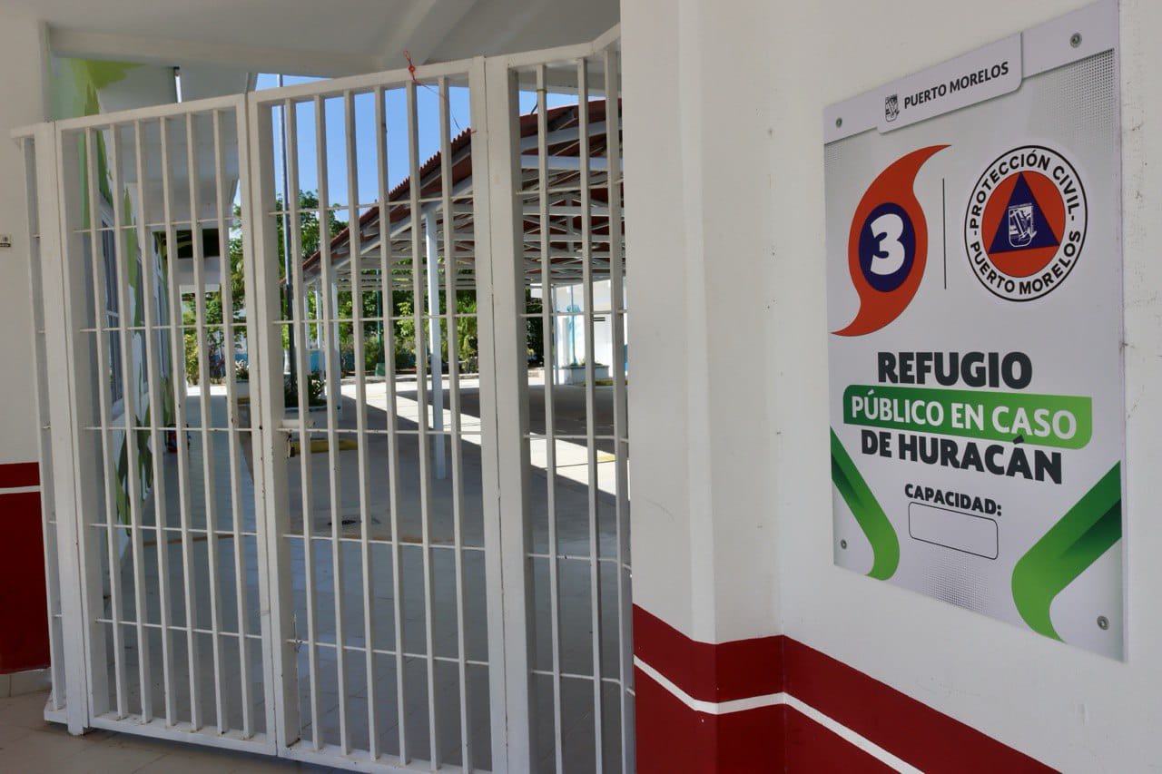 "Preparativos para la temporada de huracanes en Puerto Morelos."