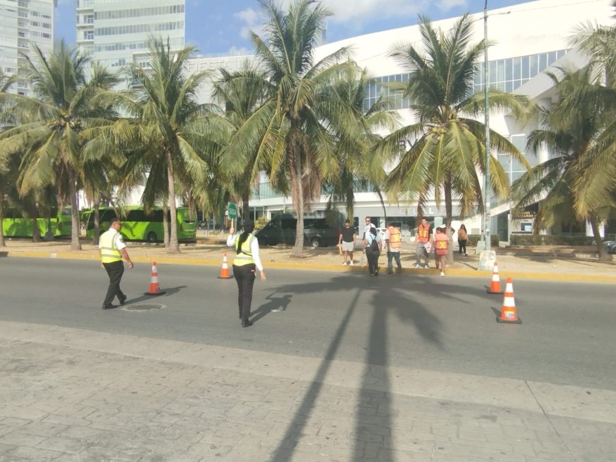 Cierre de vialidades en Cancún por repavimentación.