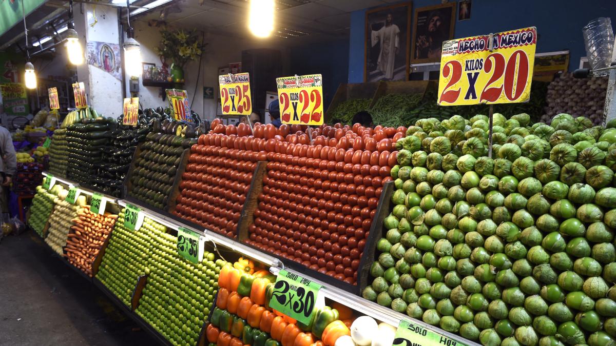 Disminuye inflación en Cancún: Beneficio directo al consumidor.