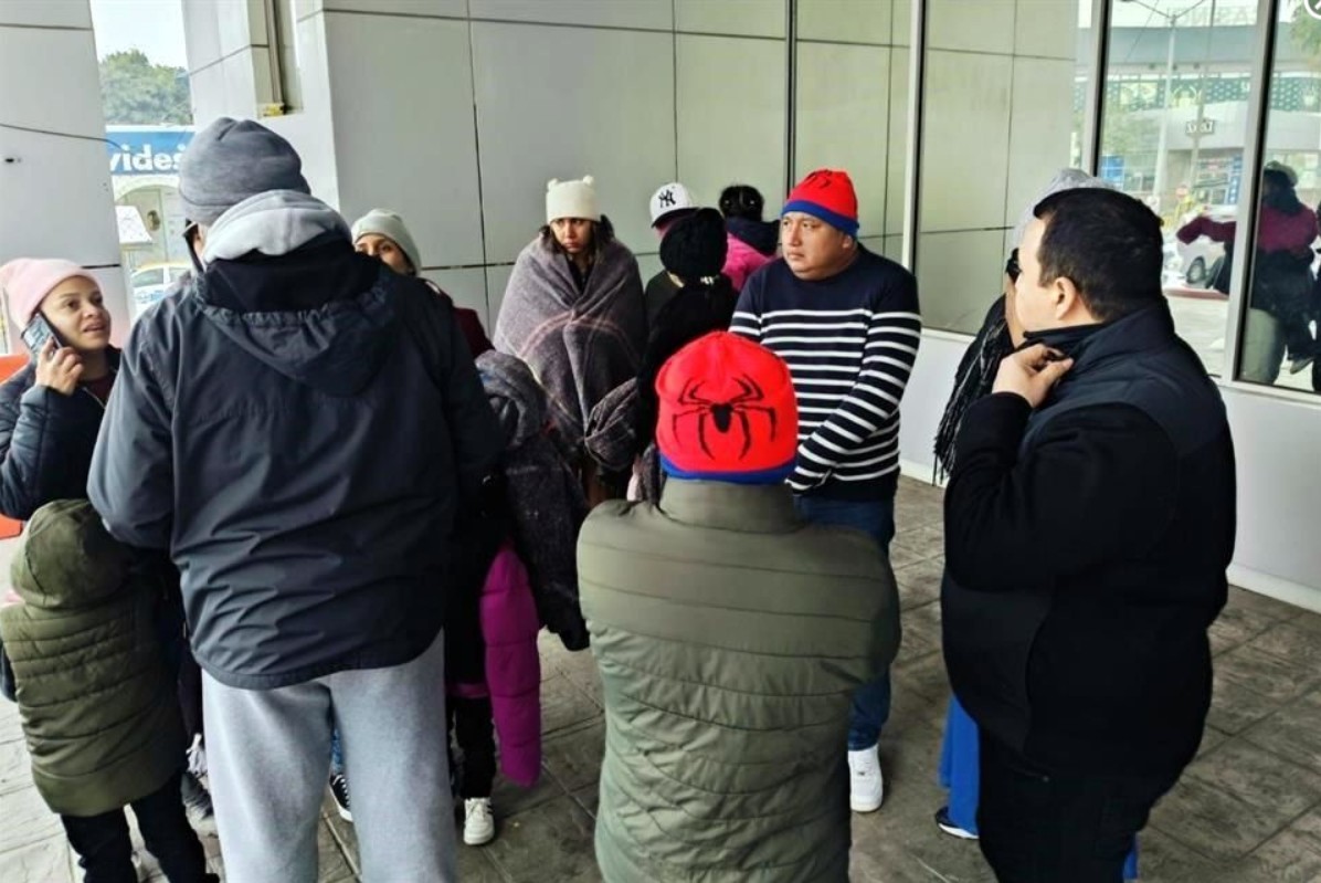 Embajada de EU promueve autodeportación.