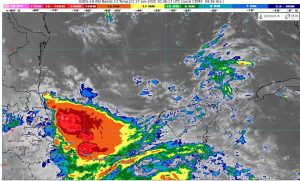 Pronóstico meteorológico en Quintana Roo: chubascos y calor.