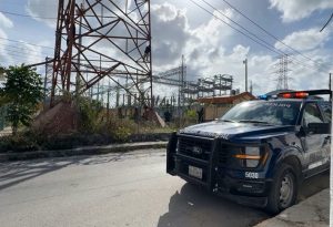Operativo de rescate en torre de Cancún.