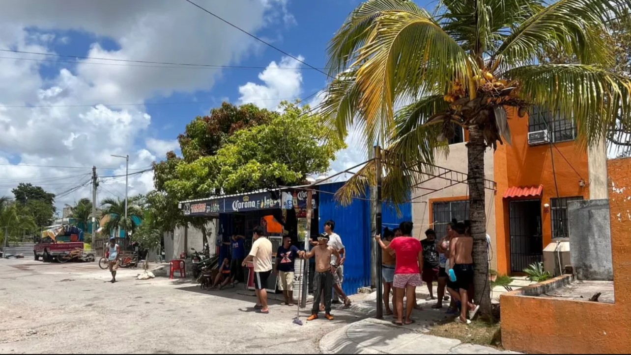 Vecinos de Galaxias del Sol exigen solución a la falta de luz.