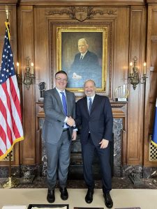 Ebrard aborda T-MEC y aranceles en vital reunión de comercio.