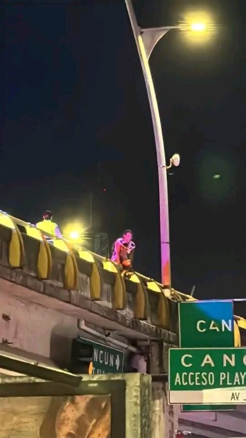 Prevención de Suicidio Playa Carmen en puente vehicular.
