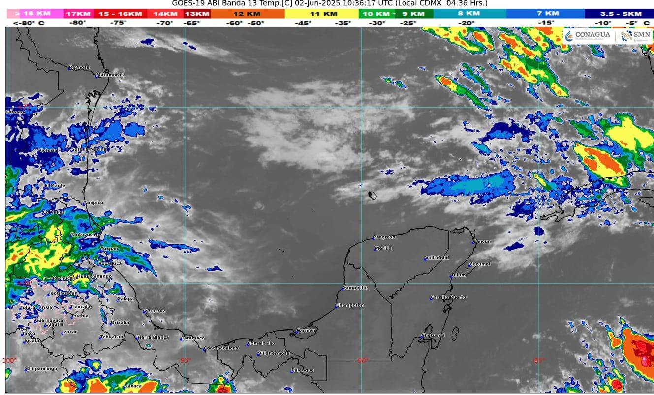 Pronóstico meteorológico con lluvias y calor en Quintana Roo.