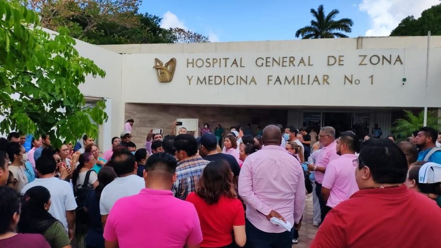 "Protestas del IMSS en Chetumal por falta de servicios."