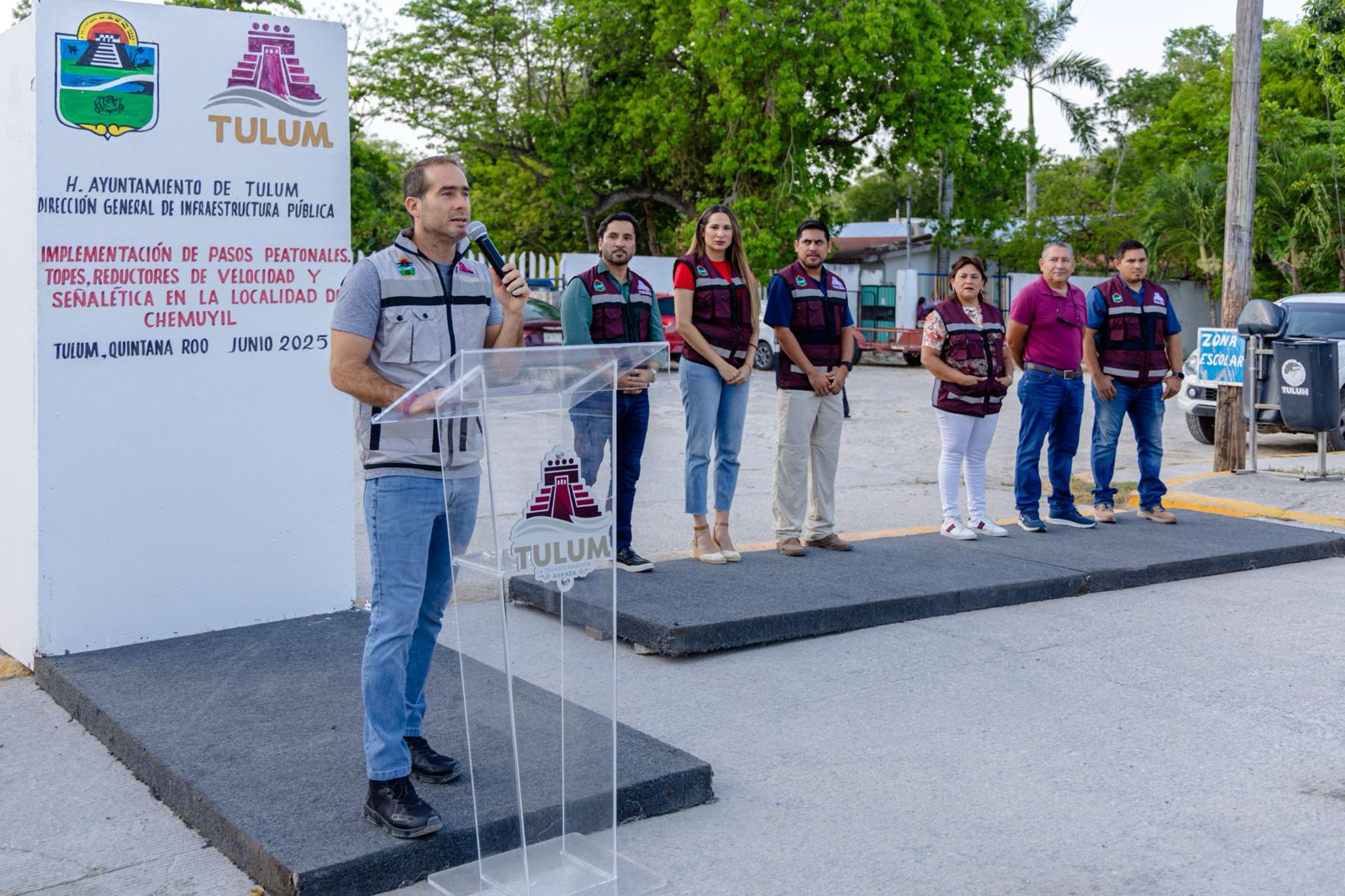 Inicio de obras para mejorar la seguridad vial en Chemuyil.
