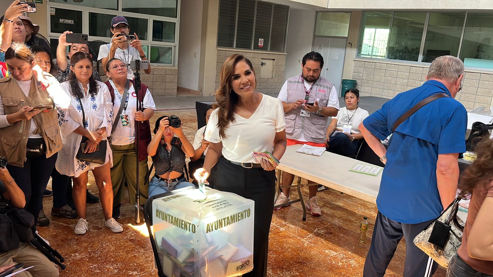 Mara Lezama anuncia investigación sobre acordeones comestibles en Quintana Roo.