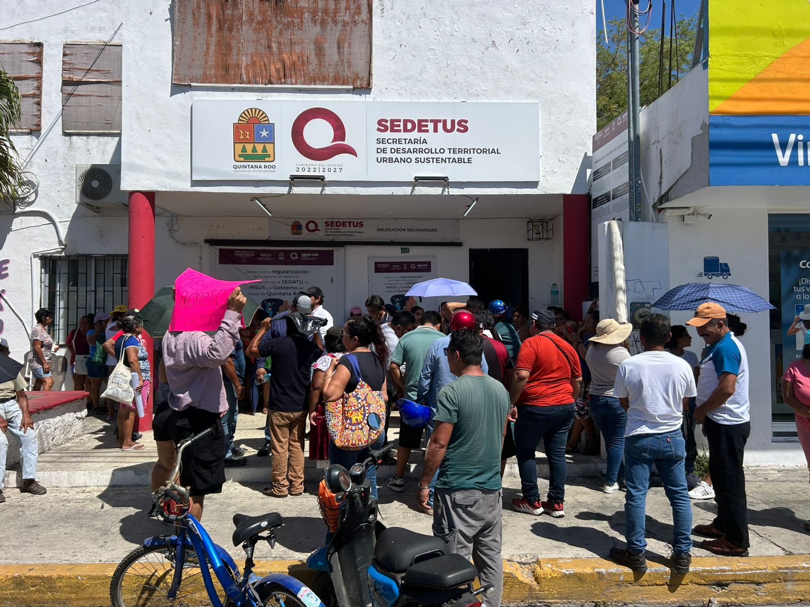 Manifestación de vecinos de la colonia Colosio.