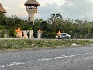 Turistas atrapados en río subterráneo de Xplor por una falla eléctrica de más de una hora.