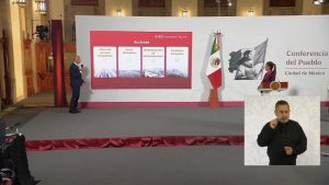 "Cierre de accesos irregulares en la autopista México–Querétaro."