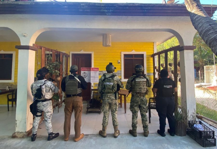 "Operativo de cateo en Lázaro Cárdenas."