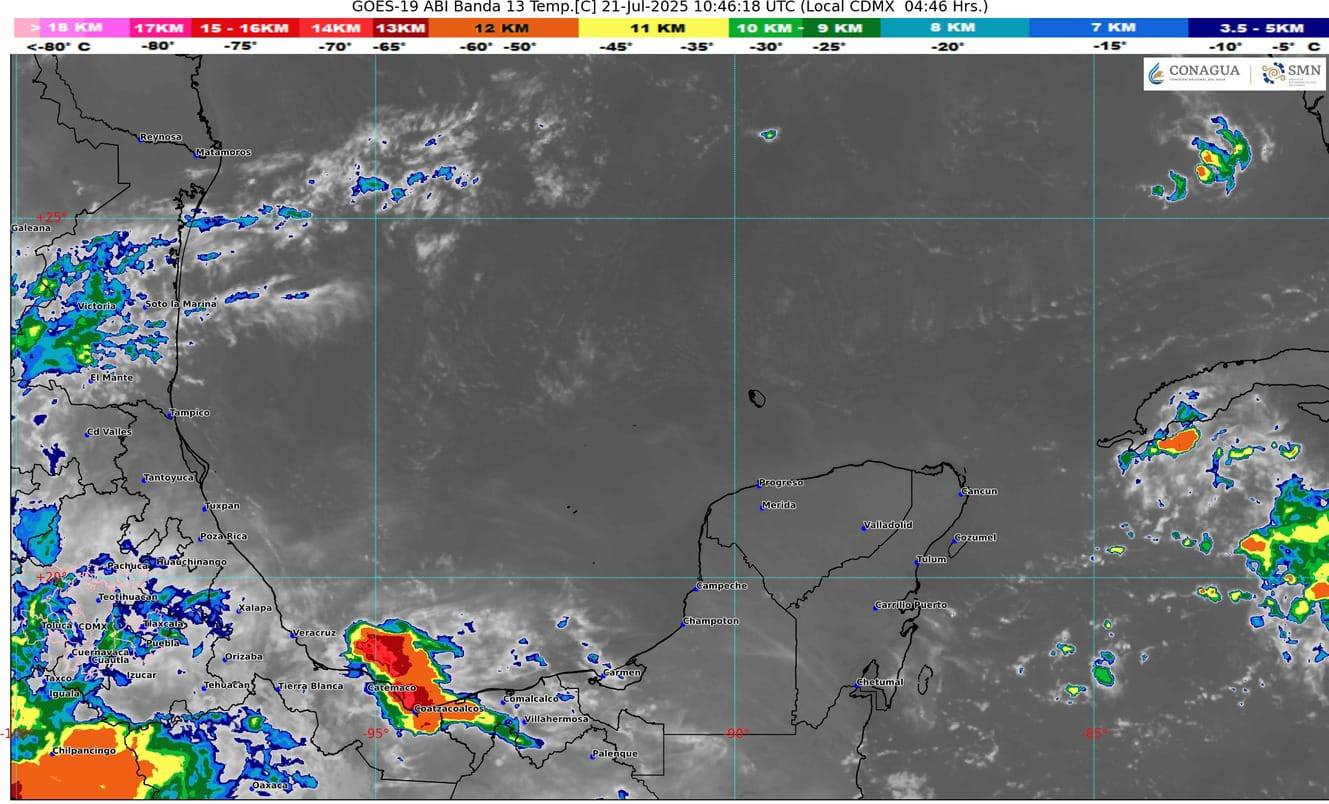 Vista del cielo parcialmente nublado en Quintana Roo.