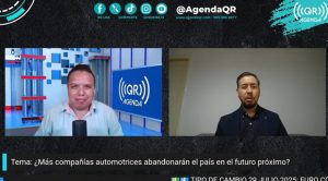 El Lic. Antonio Di Giacomo, analista de mercados financieros, explicando el panorama de la industria automotriz en México.