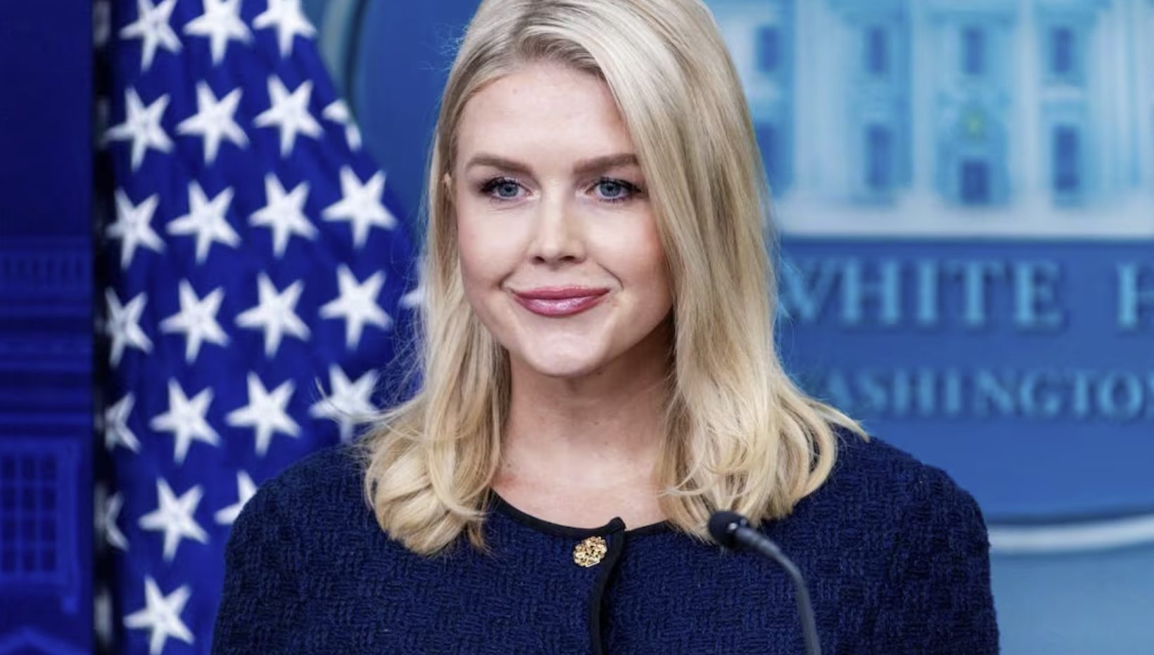 Karoline Leavitt, portavoz de la Casa Blanca, durante la conferencia de prensa.