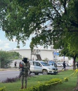 Lugar del ataque donde fue asesinado el comandante “Nitro” en Culiacán.