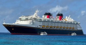 Un dramático rescate en el Disney Dream dejó a pasajeros con una experiencia inolvidable.