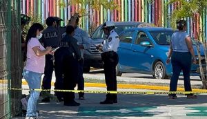 Evacuación ordenada en la Guardería G-0001 de Cancún.