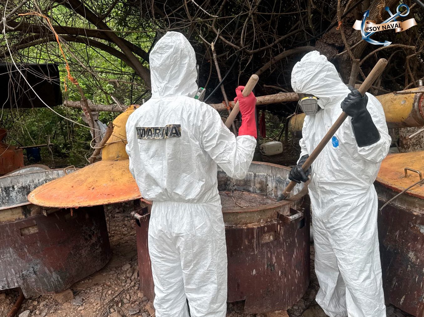 Operativo de la Semar en el narcolaboratorio de Sinaloa.