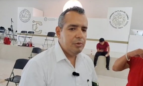 Una tapa de registro de CFE ausente en Playa del Carmen, evidencia de vandalismo a CFE.