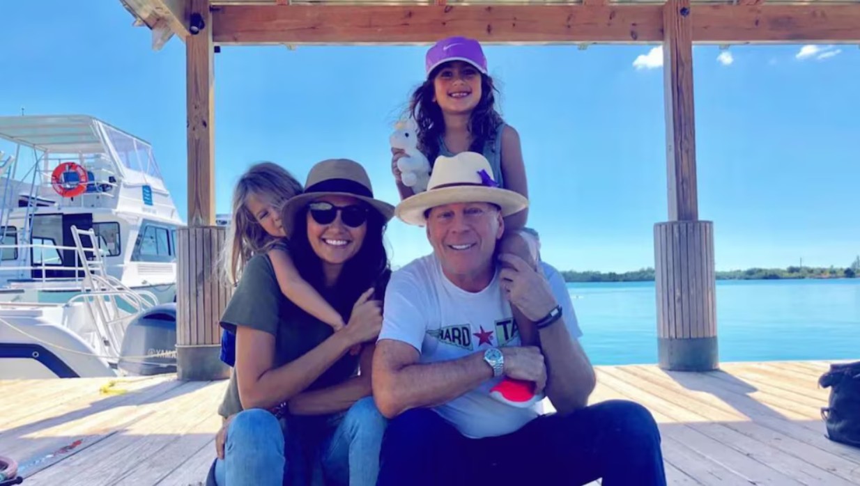 Emma Heming Willis compartió los detalles del cuidado y la vida familiar de Bruce Willis.