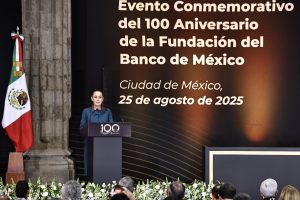 La presidenta Claudia Sheinbaum Pardo durante su discurso en el Museo Interactivo de Economía.