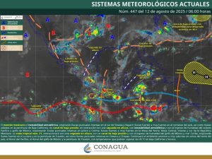 Cielos nublados sobre Cancún, indicando la probabilidad de fuertes lluvias.