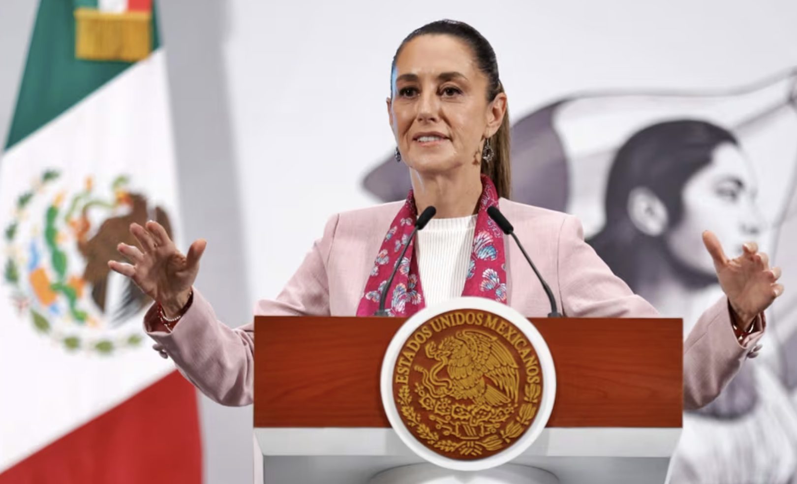 La demanda de energía en Quintana Roo en verano causa apagones. CFE atribuye el problema a mantenimiento en líneas de distribución, no a la falta de capacidad de sus plantas.