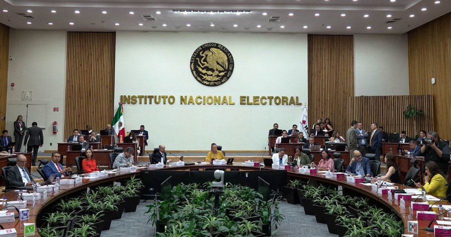 Presupuesto de 7.7 mil millones de pesos para partidos políticos en 2026; Morena será el partido con más recursos, con una bolsa de 2.6 mil mdp, según el INE