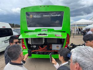 Electromovilidad en México: Los Ángeles, EU, muestra interés en comprar hasta 20 mil autobuses eléctricos con motores mexicanos.