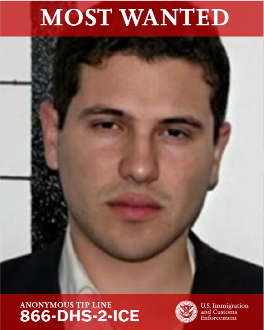 Agentes del ICE despliegan un operativo de seguridad en la frontera de México y Estados Unidos.