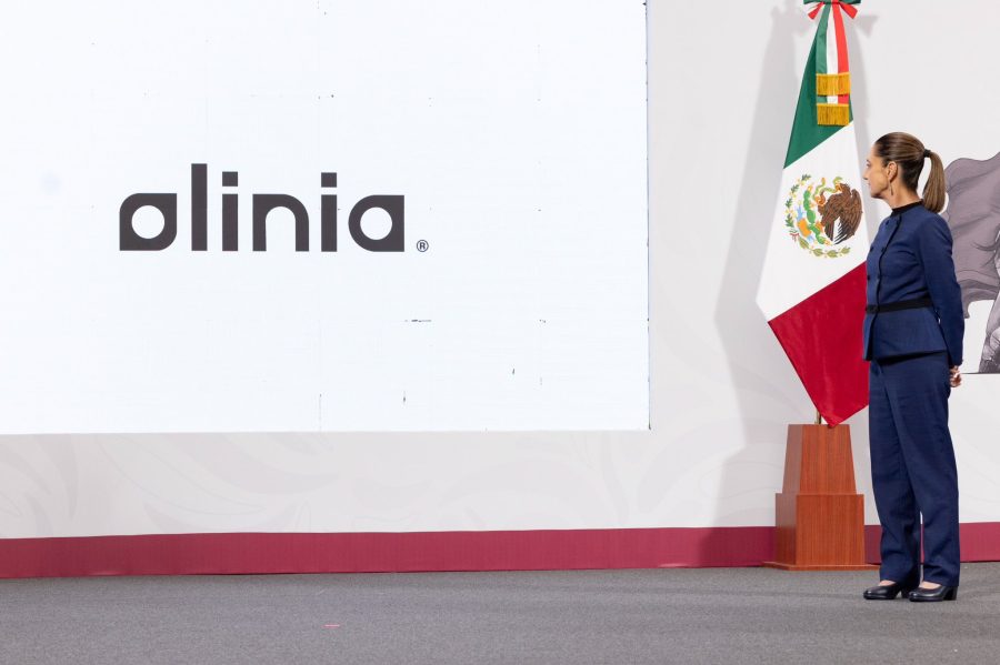 La presidenta Claudia Sheinbaum Pardo durante el anuncio del proyecto Olinia.